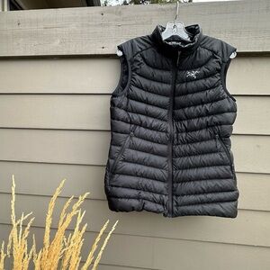 Arc'teryx Women’s Cerium Puffy Down Vest Size Large Black